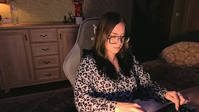 AnneAverry online show from 03-02-26, 07:48