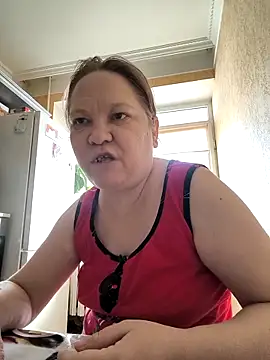 -Queen- online show from 02-06-26, 10:29