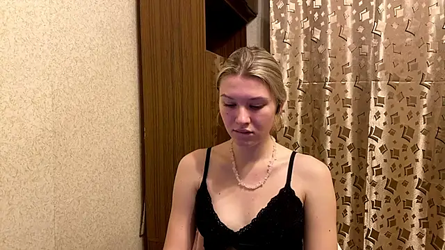 SkyeDavis online show from 01-09-26, 08:10