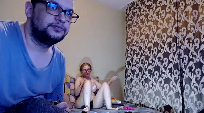 yunis32 online show from 01-31-25, 06:14