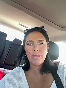 Miabelle2233 online show from 12-15-25, 07:18