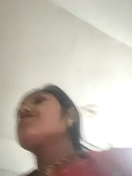 Snapshot of Lucky_hote chatting on 12-18-25, 03:01 Lucky hote online show from 12-18-25, 03:01