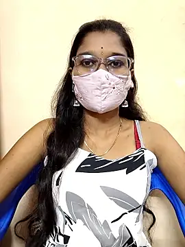 Snapshot of Nithya_Nith chatting on 01-12-26, 12:43 Nithya Nith online show from 01-12-26, 12:43