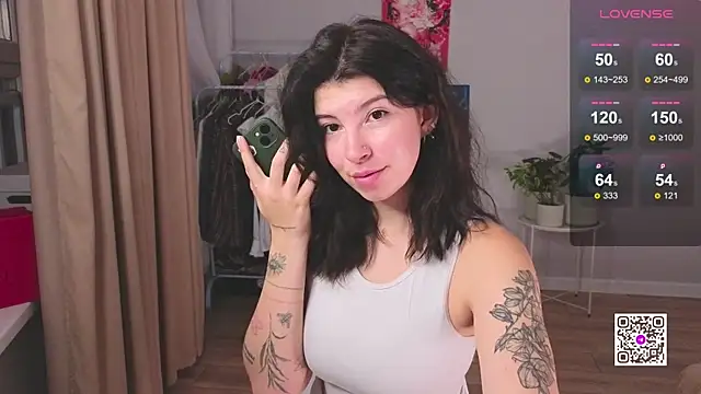 Snapshot of BlushKira chatting on 01-16-26, 05:39 BlushKira online show from 01-16-26, 05:39