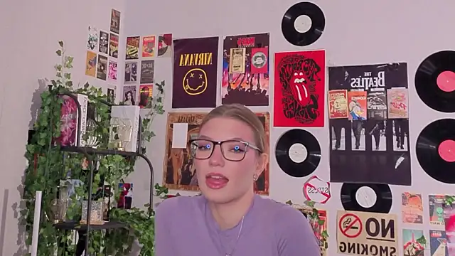 JeaneneWoltz online show from 01-19-26, 09:13