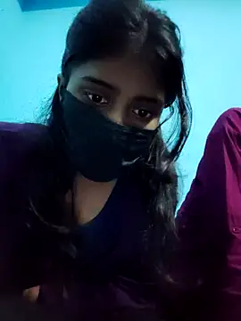 Aaradhya-Rani online show from 12-18-25, 08:26