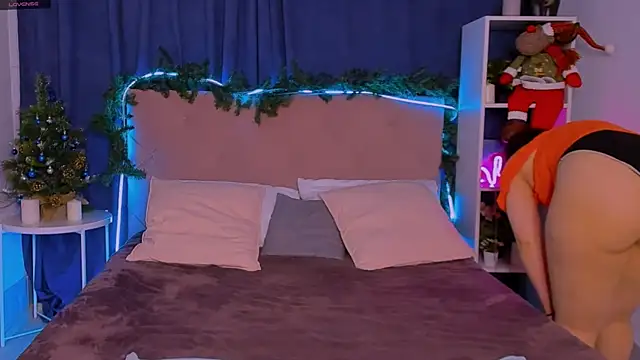 Mary Bryantt online show from 01-09-26, 01:19