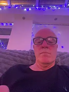 madgaz online show from 12-15-25, 09:08