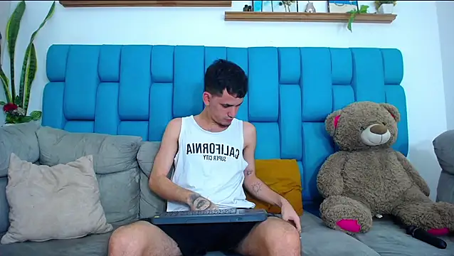 boy Dirty X online show from 02-08-26, 05:44