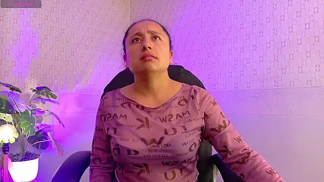 Ithan Skin online show from 02-28-26, 11:33