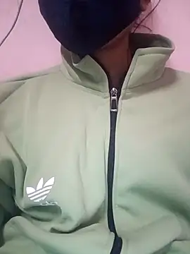 Snapshot of Dreem_Girl_Riya chatting on 12-19-25, 04:58 Dreem Girl Riya online show from 12-19-25, 04:58