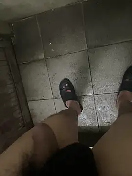 Snapshot of Anhyeuem1950 chatting on 02-05-26, 06:56 Anhyeuem1950 online show from 02-05-26, 06:56