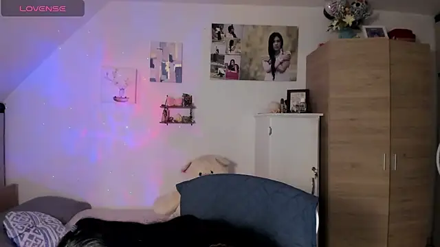 VEROSlen- online show from 04-14-26, 02:06