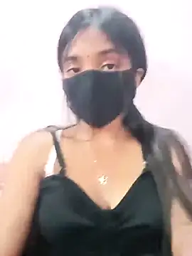 Snapshot of Honey_Pixifly chatting on 12-19-25, 06:15 Honey Pixifly online show from 12-19-25, 06:15