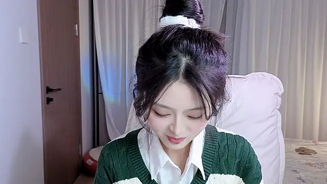 Koikoi    online show from 02-06-26, 03:44