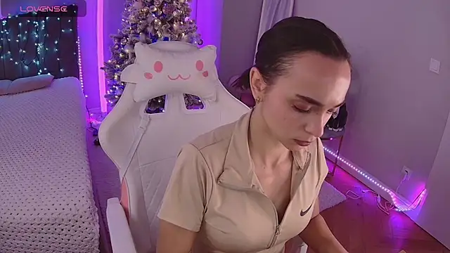 Dayana Foxy online show from 01-06-26, 08:07