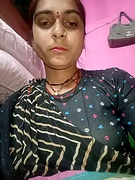 Snapshot of Bandna_sharma chatting on 12-16-25, 02:55 Bandna sharma online show from 12-16-25, 02:55