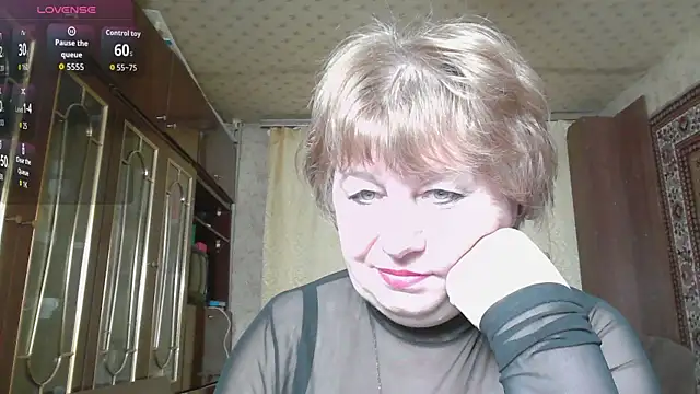 Casey peach online show from 02-14-26, 04:42