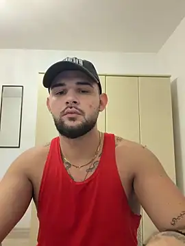 LunaFoxTip online show from 12-18-25, 11:33