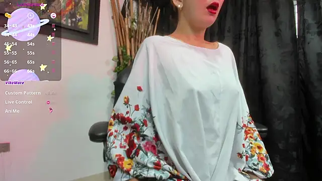 Snapshot of kyra_jeet chatting on 02-20-26, 01:11 kyra jeet online show from 02-20-26, 01:11