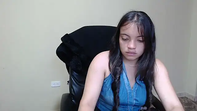 Snapshot of smith_celeste chatting on 03-19-25, 10:53 smith celeste online show from 03-19-25, 10:53