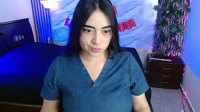 latin mommy  online show from 02-21-26, 02:07