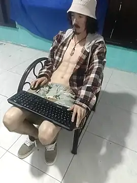 sk8-boy online show from 02-09-26, 12:42