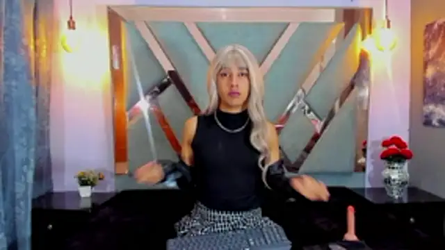 Asa Noir online show from 12-17-25, 01:06