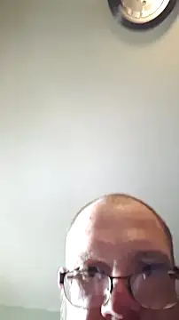 Snapshot of Sinuel chatting on 12-17-25, 09:10 Sinuel online show from 12-17-25, 09:10