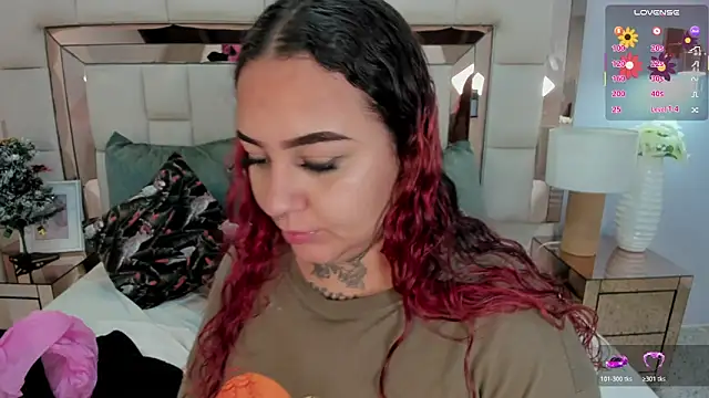 Snapshot of ateneaa_dioosa chatting on 12-19-25, 11:50 ateneaa dioosa online show from 12-19-25, 11:50