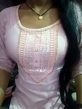 Snapshot of Tanya_mital12 chatting on 12-23-25, 05:27 Tanya mital12 online show from 12-23-25, 05:27