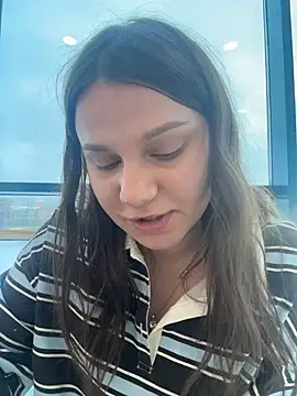 Niki Hug online show from 01-07-26, 09:01