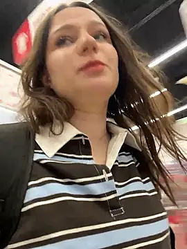 Niki Hug online show from 01-08-26, 09:11