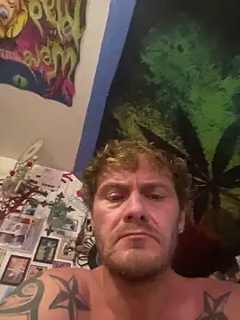 southernhelle online show from 12-19-25, 01:23