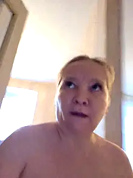 Snapshot of MikasXNiksssxX chatting on 12-18-25, 08:20 MikasXNiksssxX online show from 12-18-25, 08:20