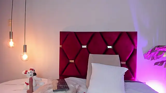 Snapshot of GahiaBelucci chatting on 01-05-26, 05:27 GahiaBelucci online show from 01-05-26, 05:27