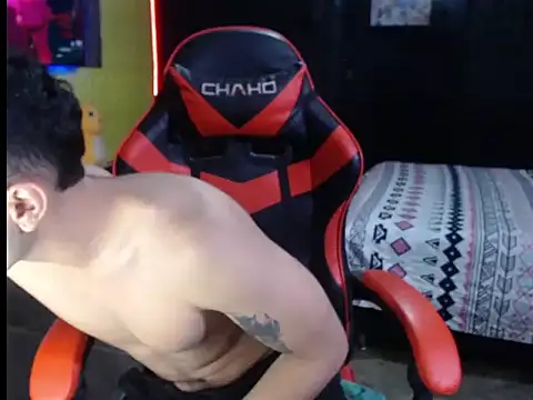 JustynAle2025 online show from 12-19-25, 10:50