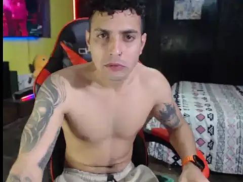 JustynAle2025 online show from 12-22-25, 11:02