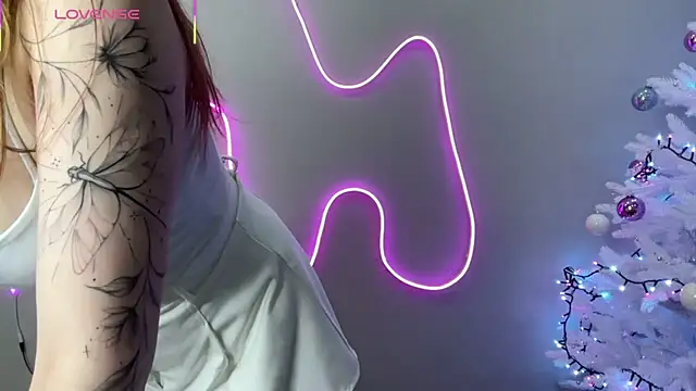 BIG BOOBS KARALIN online show from 12-22-25, 10:23