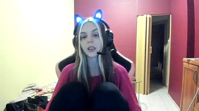 LunaAngell online show from 01-11-26, 08:47