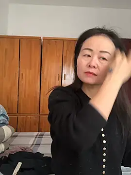 yunyun52012 online show from 01-12-26, 07:24