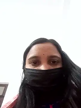 Snapshot of Miya_mona chatting on 01-08-26, 04:20 Miya mona online show from 01-08-26, 04:20