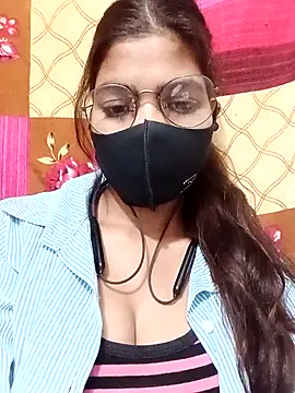 Snapshot of Miya_mona chatting on 02-18-26, 04:47 Miya mona online show from 02-18-26, 04:47