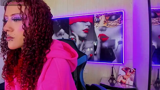 Snapshot of dolly_boob chatting on 01-08-26, 05:10 dolly boob online show from 01-08-26, 05:10