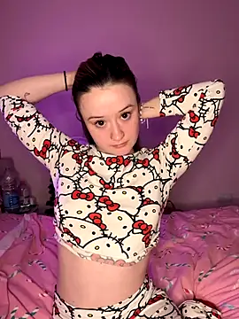 Snapshot of LilyLuck_ chatting on 12-22-25, 12:29 LilyLuck online show from 12-22-25, 12:29