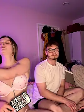 Snapshot of LilyLuck_ chatting on 01-08-26, 08:11 LilyLuck online show from 01-08-26, 08:11