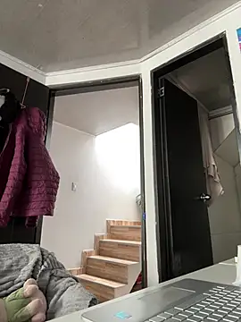 anna-evans09 online show from 01-09-26, 08:32