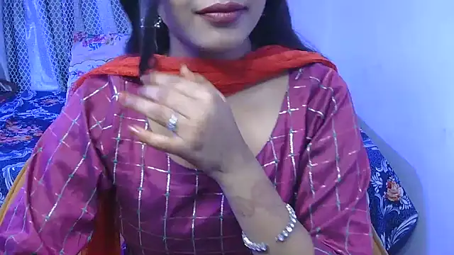 bold-smirthii online show from 06-04-26, 03:56
