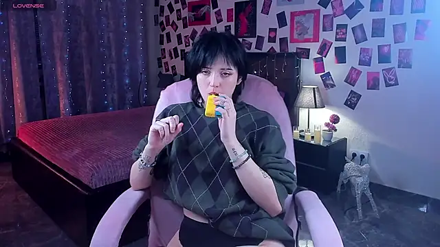 SarahShelby online show from 02-07-26, 06:28