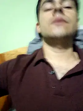 Snapshot of angelm123456 chatting on 12-21-25, 03:02 angelm123456 online show from 12-21-25, 03:02